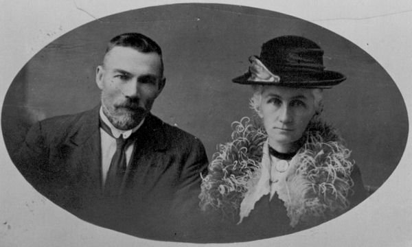 Full-size image