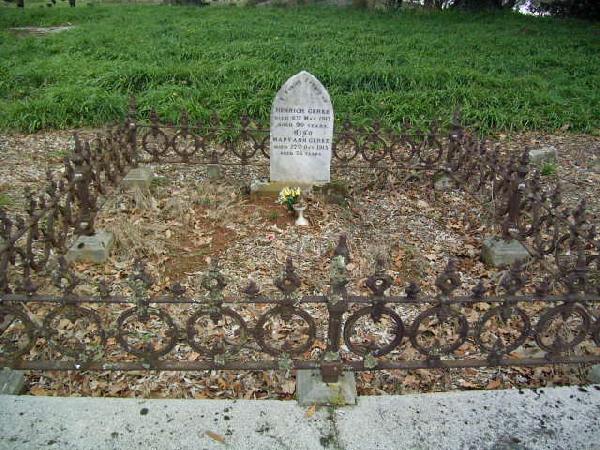 Full-size image